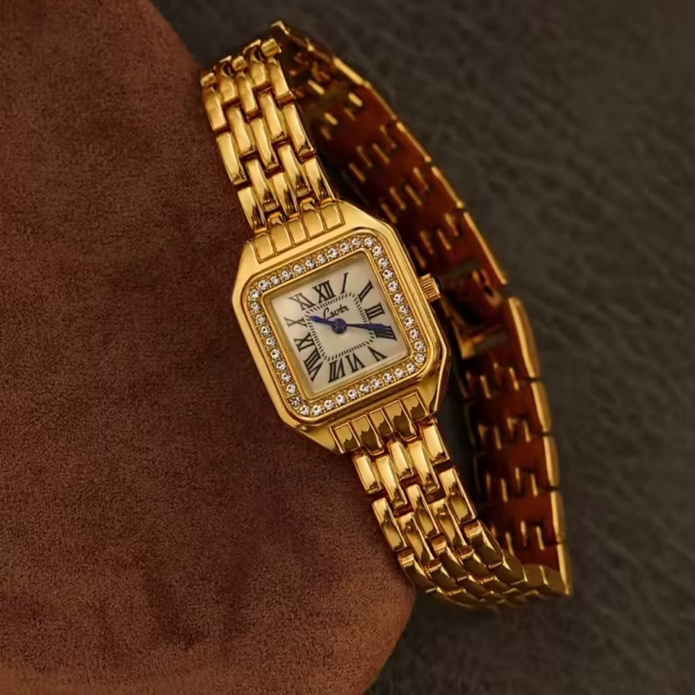 Panthere Classic Gold Crystal Stainless Steel Gold Watch - Picture 7 of 14